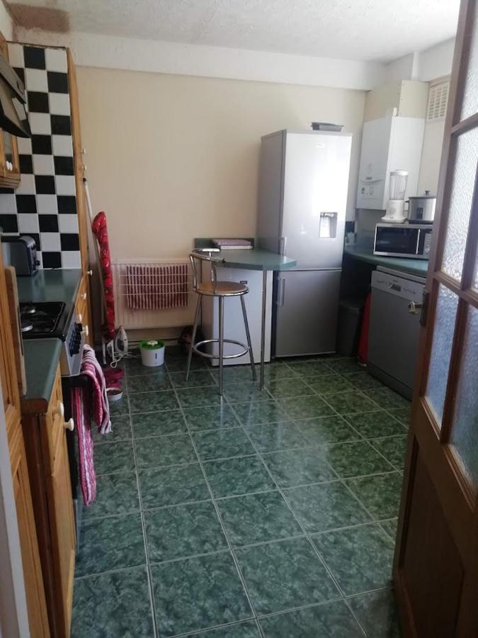 Cozy Loft In Bushey, 20 Mins By Train To Euston London Apartman Kültér fotó