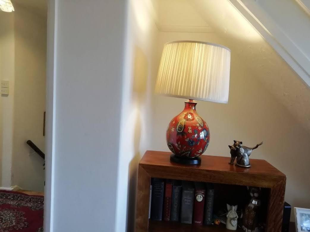 Cozy Loft In Bushey, 20 Mins By Train To Euston London Apartman Kültér fotó